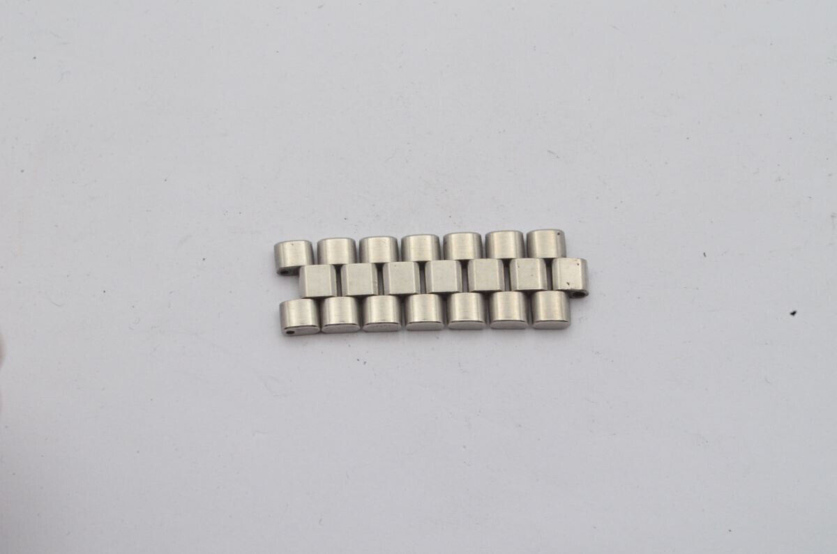 TAG HEUER PROFESSIONAL 2000 15MM HERREN REPARATUR SEGMENT VINTAGE 2 Gallery Image 0