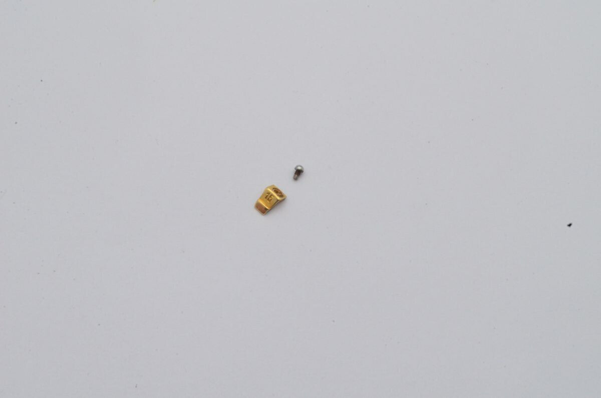 BREITLING CHRONO CALLISTO 80520 LÜNETTEN REITER 15 GOLD RIDER TAB MIT SCHRAUBE Main Image