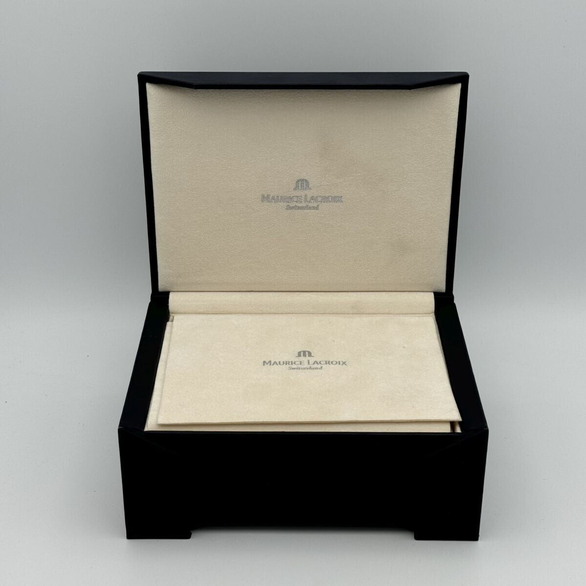 MAURICE LACROIX UHRENBOX WATCH BOX CASE VINTAGE 90ER JAHRE 12 Gallery Image 0